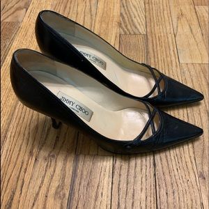 JIMMY CHOO women’s black leather pointed toe pump